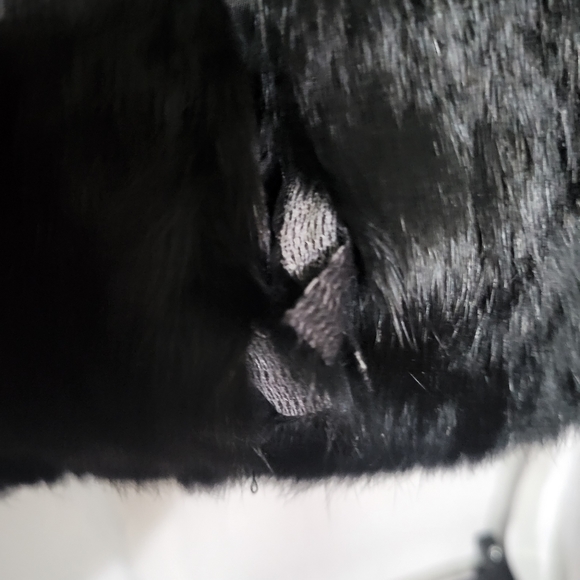 Willson leather rabbit Fur reversible coat. The inside pocket is mildly torn. - Picture 6 of 6